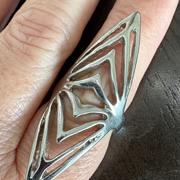 31 Rings Collection - Picture 10 of 16